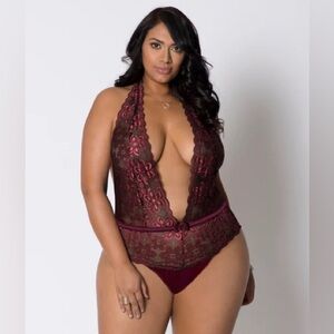 Women’s Plus Size Burgundy Lace Teddy Lingerie Size 1X NWT Deep V Halter